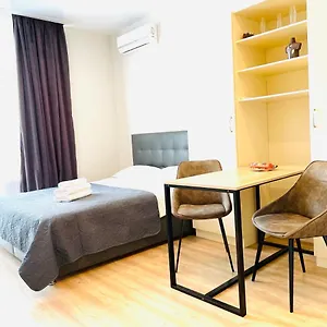 Mira Aparthotel
