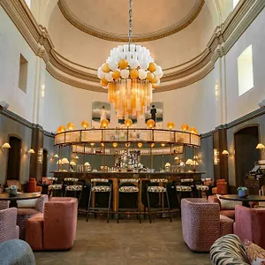 ***** Hotel Stradom House, Autograph Collection Polonia
